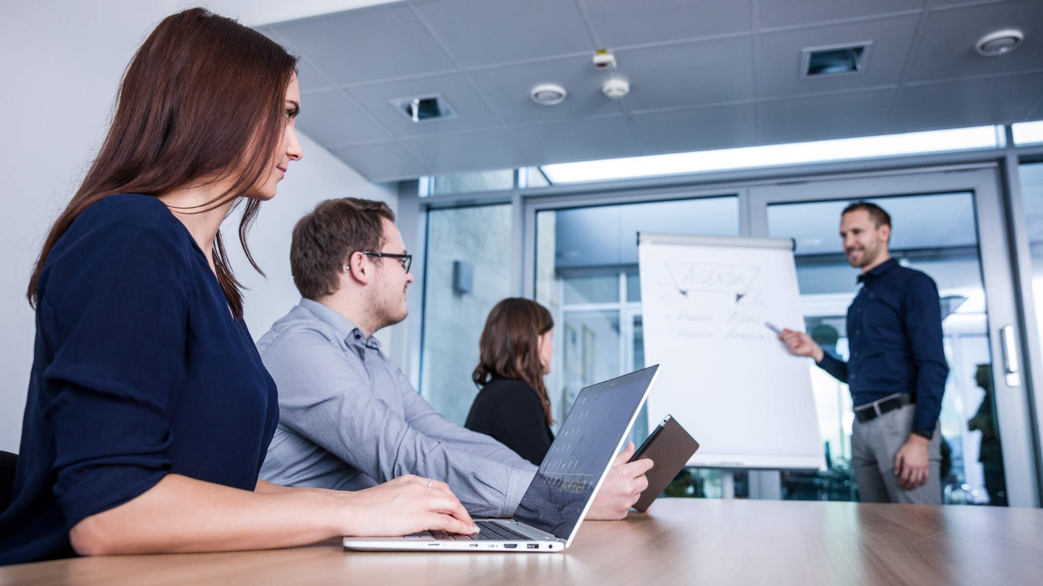 "Life Long Learning" ist ein wesentlicher Bestandteil den ein Anwärter für einen DENO, DENAS oder DEWO Posten mitbringen sollte. "Life Long Learning" ist ein wesentlicher Bestandteil den ein Anwärter für einen DENO, DENAS oder DEWO Posten mitbringen sollte.