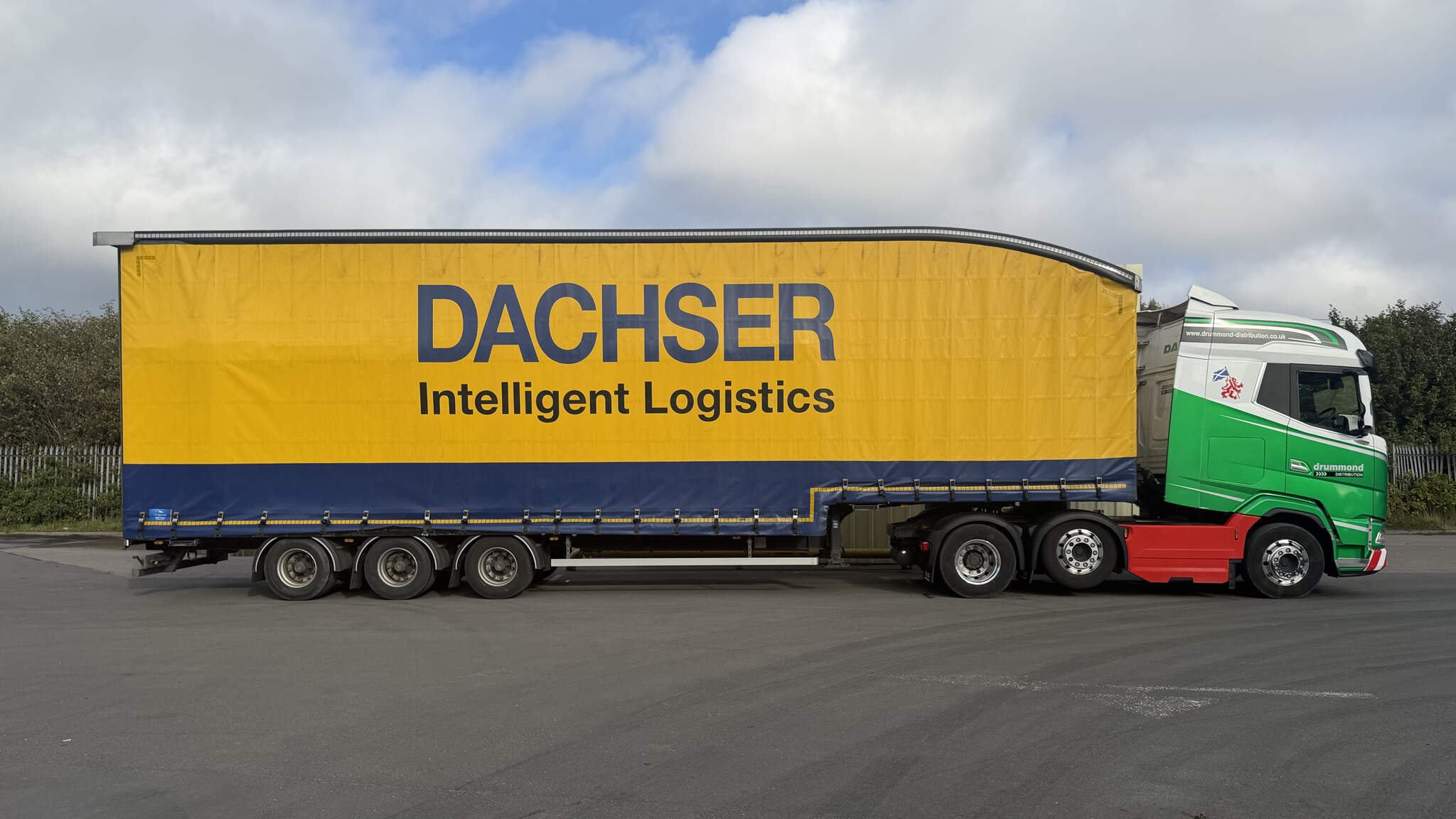 Mit einem Schwerpunkt auf Industrieg&uuml;ter sowie ungek&uuml;hlte Lebensmittel bindet Drummond bereits seit 2008 schottische Kunden an das europ&auml;ische St&uuml;ckgutnetzwerk von DACHSER an.